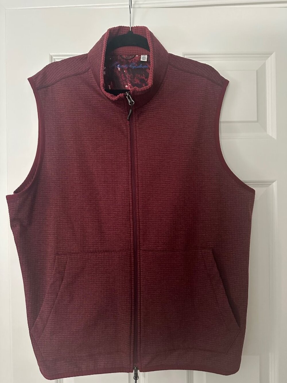 Robert Graham Funnel Neck Zip Up Vest 2XL